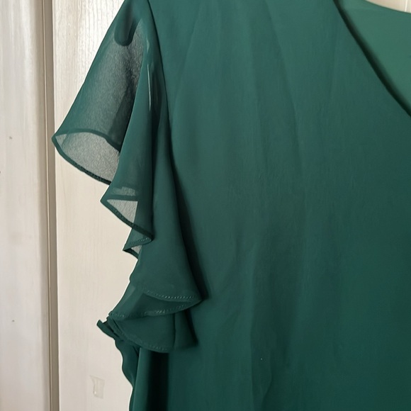 NWT women’s 2XL hunter green blouse - Picture 3 of 4